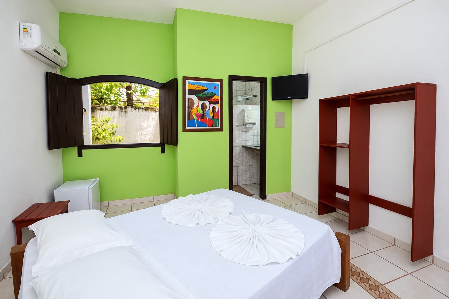 Apartamento climatizado de casal, com TV